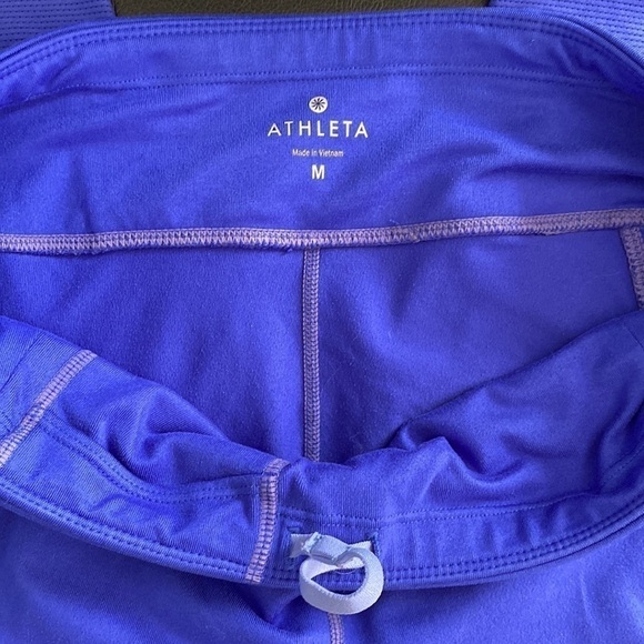 ATHLETA Dobby Be Free Knickers Cropped Capri Leggings Size Medium - Picture 11 of 12